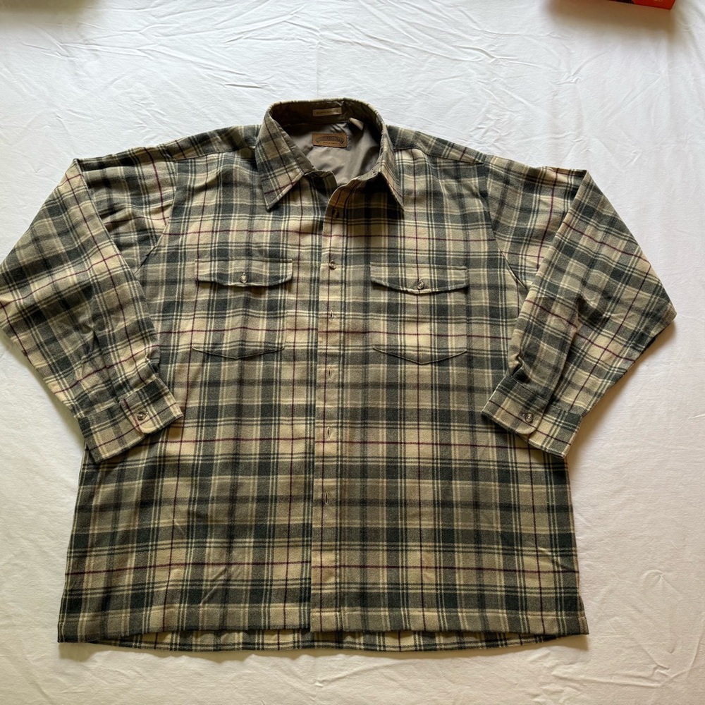 Field & Stream Men's Plaid Shirt in Black and Tan